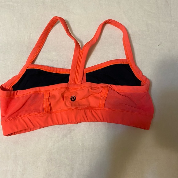 Lulu lemon racer back, size 8 - Picture 5 of 6
